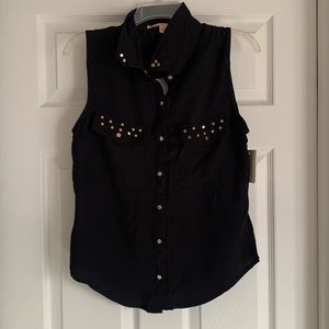 Black Sleeveless Top